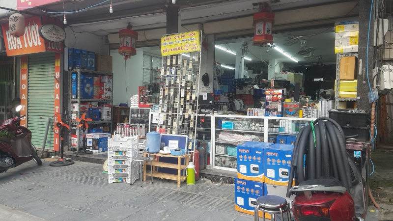 Mua qua các đại lý, cửa hàng vật tư bao bì trung gian