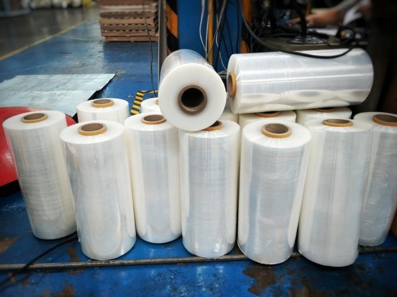 Nhận sản xuất và chia cuộn màng PE theo yêu cầu tại Hà Nội