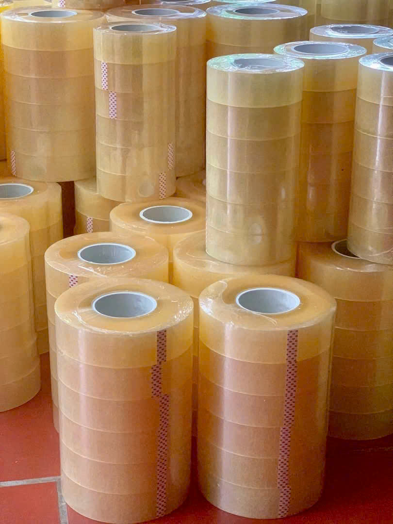 Băng dính trong lõi nhựa 3kg